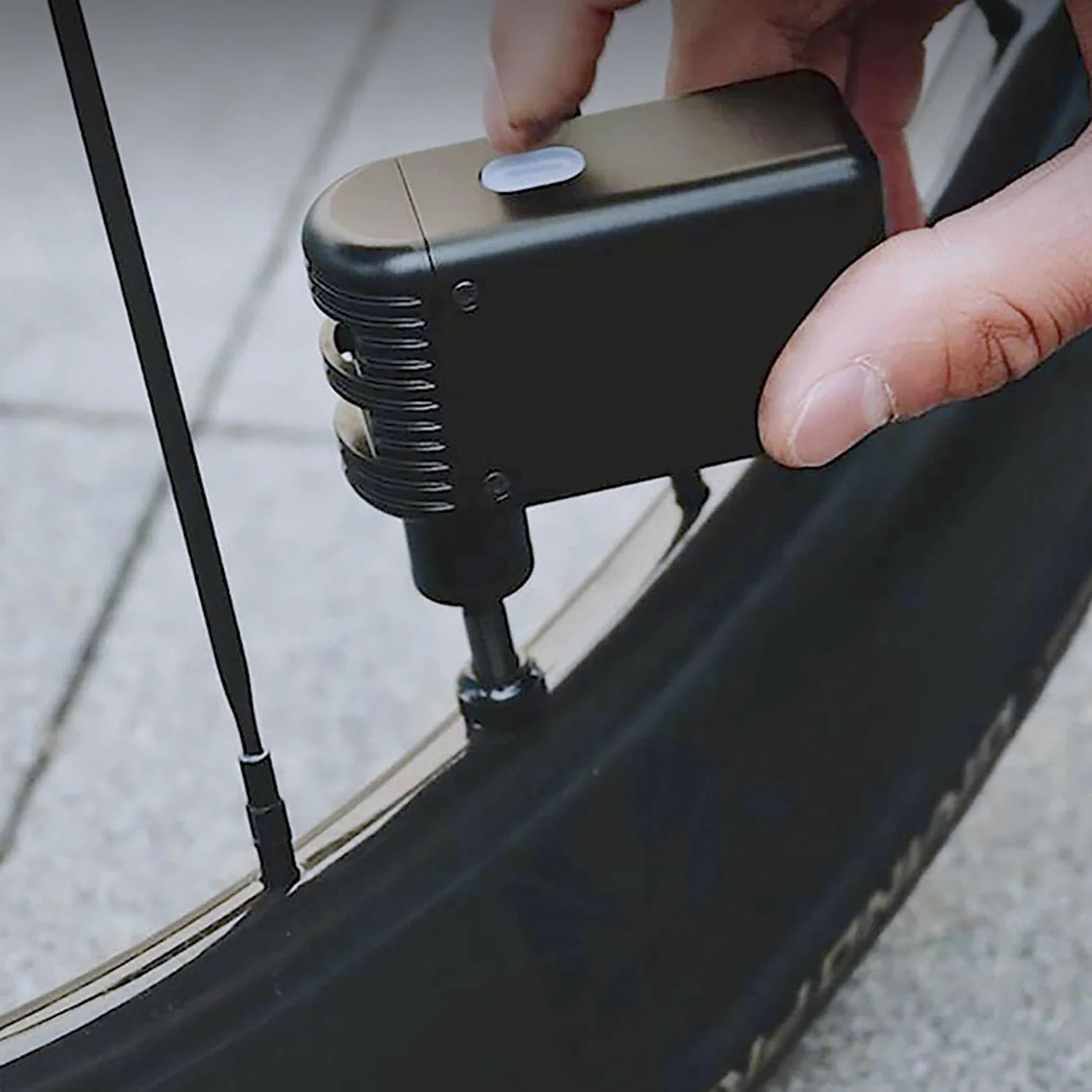 Inflador de Neumáticos para Bicicleta Inflador De Ruedas De Tamaño | Bomba de Aire Eficaz para Llantas para Balones Bicicleta Moto Viaje