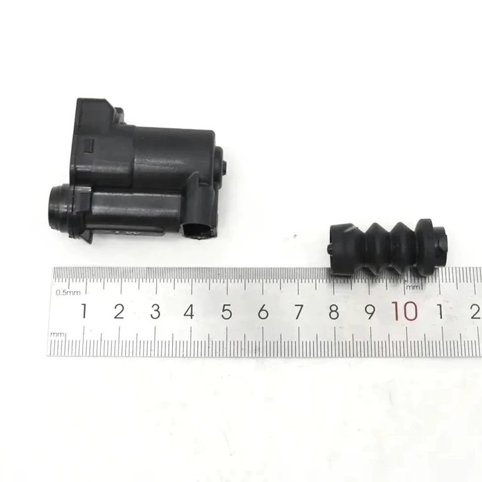 Tapón de aceite del motor Actuador De Tapa Llenado Combustible Motor Control Liberación Bloqueo Puerta Tanque Para MKX Para Navigator Para Nautilus Para Corsair