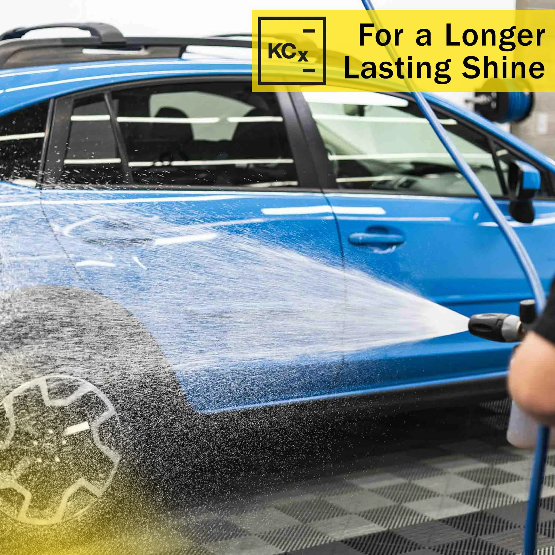 KOCHCHEMIE Koch-Chemie Active Foam - Libre de fosfatos y NTA, Protector de Pintura, formulación de Espuma única, Aroma de sándalo de Larga duración (1 litro)