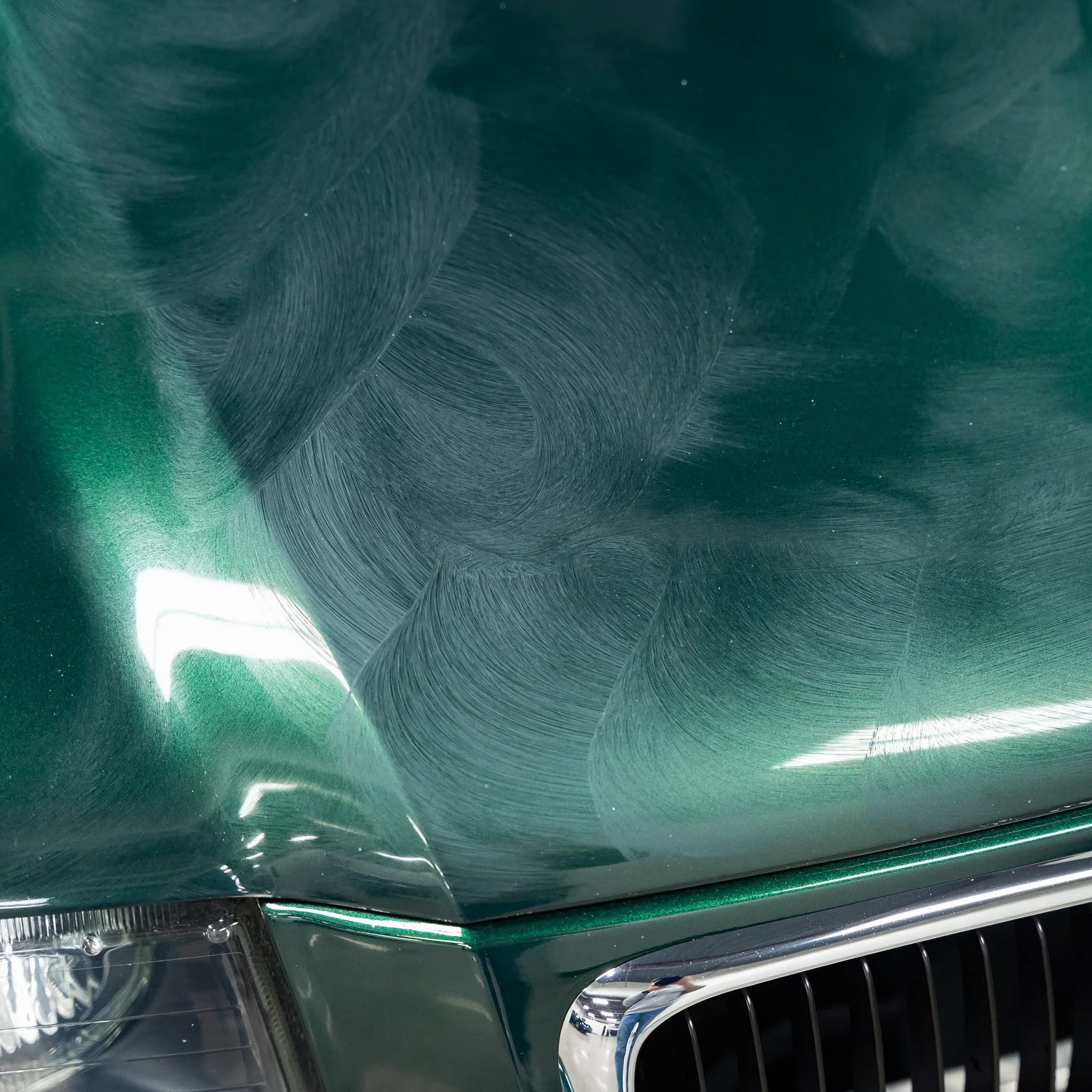 Gyeon Q² Wax - Cera para coche, acabado brillante, protección duradera, sellado hidrófobo