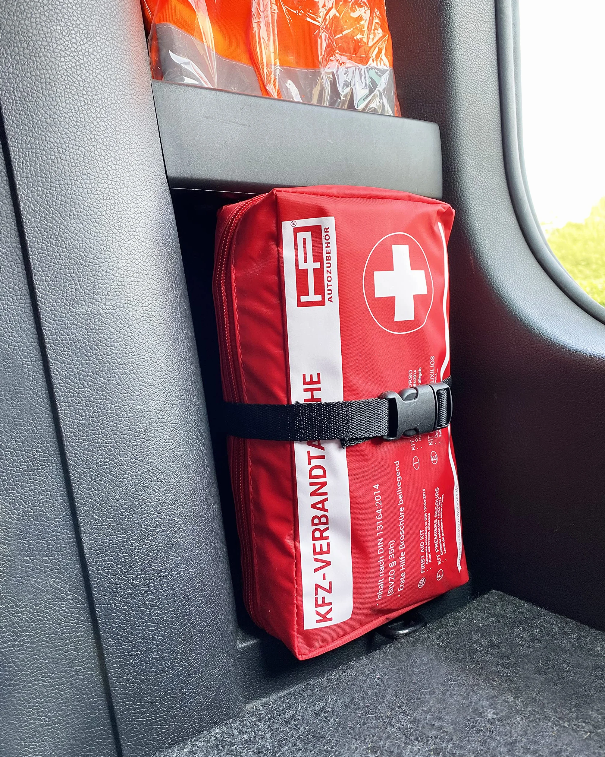Bolsa de primeros auxilios para automóvil rojo 10039