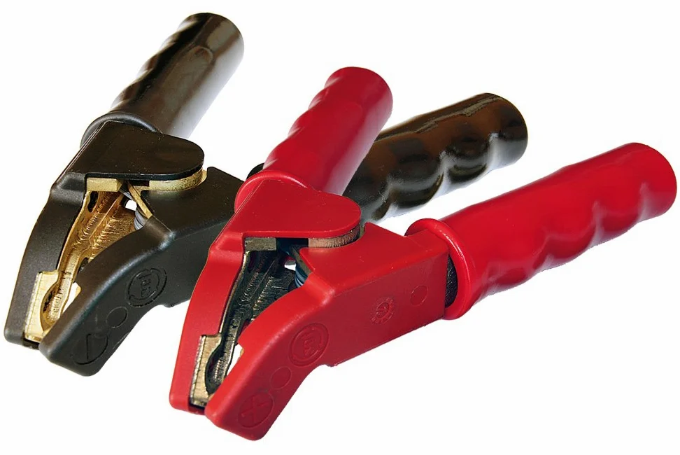 IPmediaPRO TS 870 - Cable de Arranque (70 mm², Cobre, 7 m, con Circuito Protector, con Pinzas de latón en ángulo)