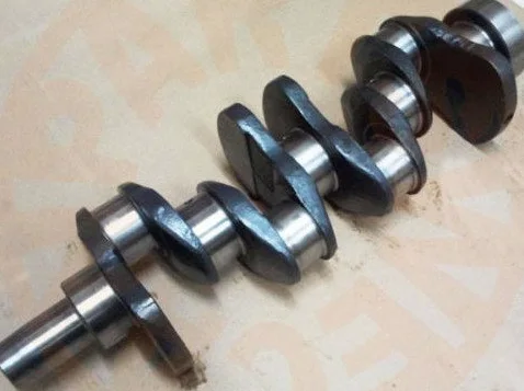 GOWE Cigüeñal del motor para Komatsu YANMAR 4D94E motor cigüeñal YM129900-21050 4D94E motor a carretilla elevadora