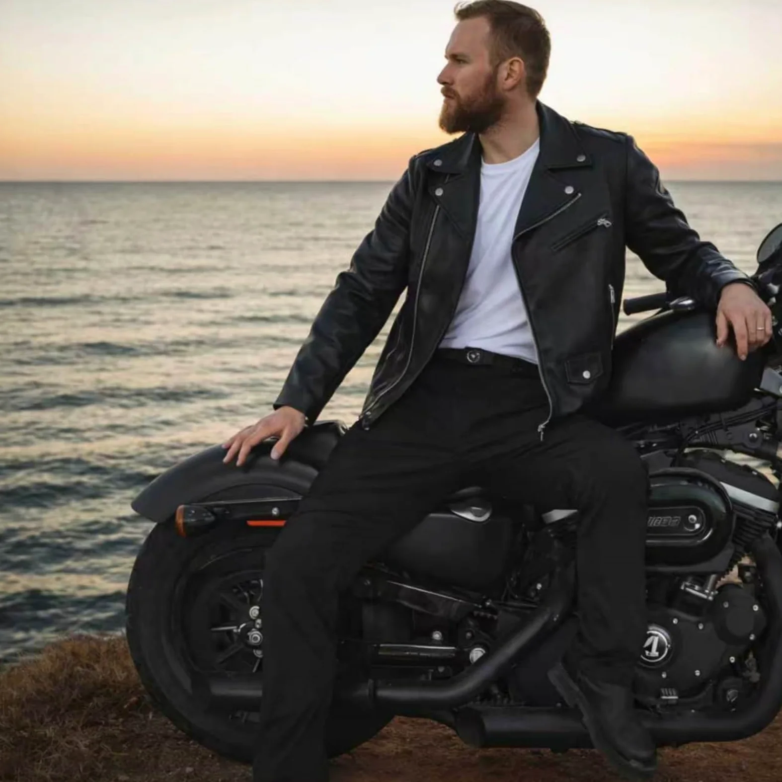 Pantalón Moto Hombre Homologado con Protecciones CE Honeycomb – Ajustables y Fijables, 97% Algodón Elástico, Urbano 4 Estaciones, Ligeramente Impermeable y Reflectante