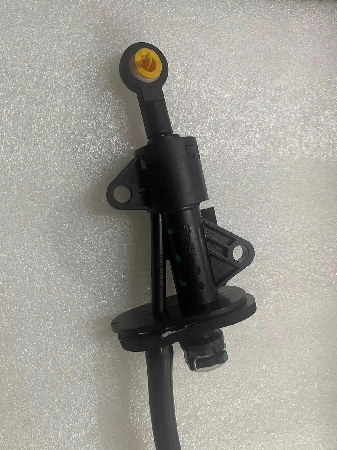 Sets para embrague para coche Bomba de cilindro maestro de embrague para SAIC Roewe I5 MG5 2020 (China), piezas de motor de coche 10637088 Guia Embrague