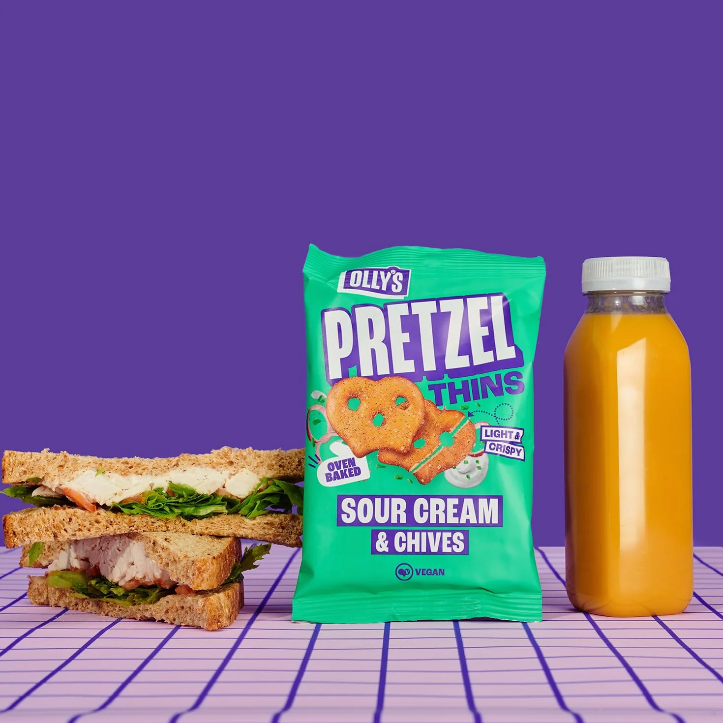 Olly's Pretzels horneados Sabor a Crema Agria y Cebolla, Snacks Veganos, Bolsa 140g