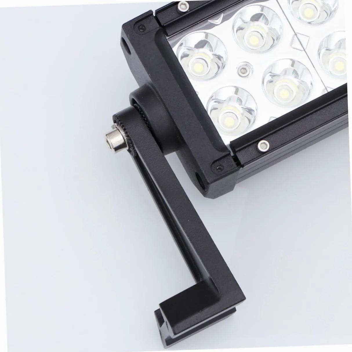 Ciieeo 200w Foco Led Para Vehículos Todoterreno Luz De Conducción Led Para Suv Camión y Coche Foco Reflector Luz De Trabajo Para Conducción Todoterreno