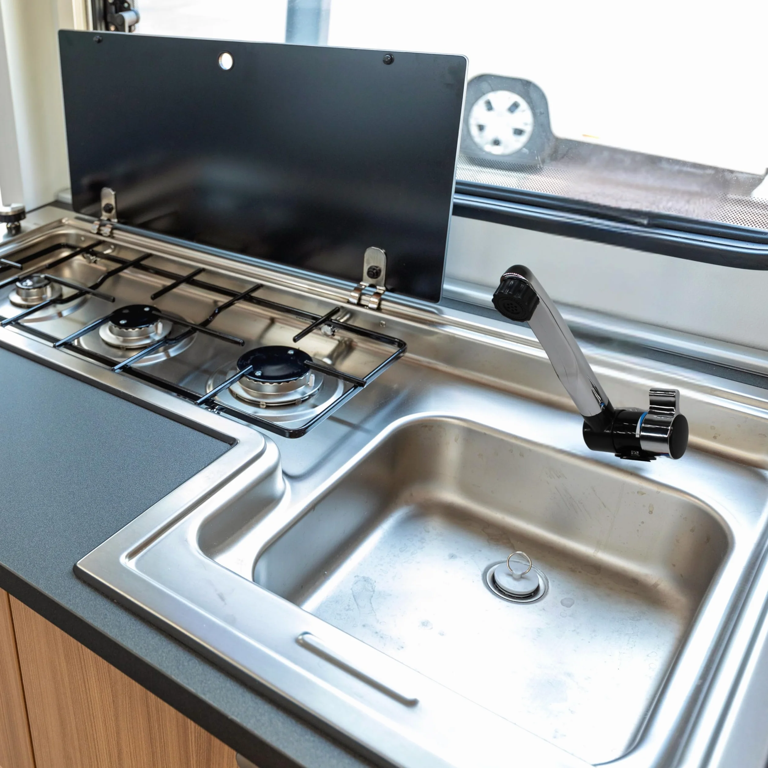 Comet Grifo de camping 12V London para autocaravana - Con 2 conexiones (agua caliente y fría), negro/cromado, grifo compacto con bomba, ideal para lavabo