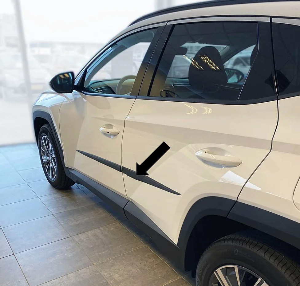 Spangenberg Listones de protección laterales negros para Hyundai Tucson SUV 4ª generación tipo NX4 09.2020- F68